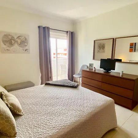 Apartamento T1 Flamingo - Portimao - 1,5 Km Da Praia Exterior photo