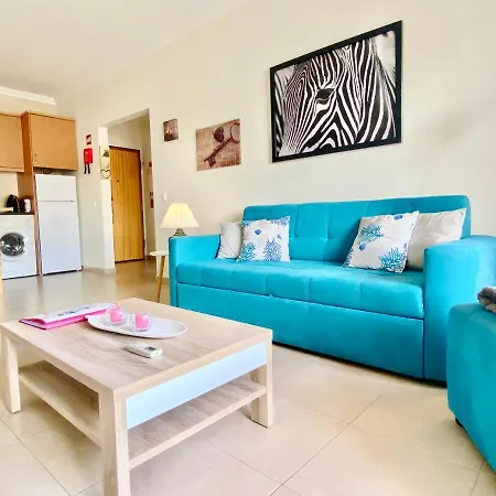 Apartamento T1 Flamingo - Portimao - 1,5 Km Da Praia Exterior photo